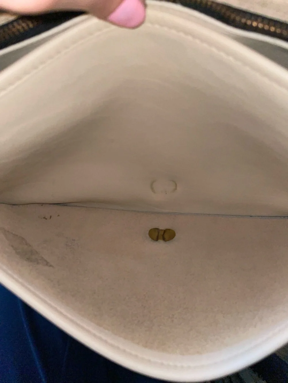 Coach Vintage Turnlock Shoulder Bag in Bone - Picture 15 of 16